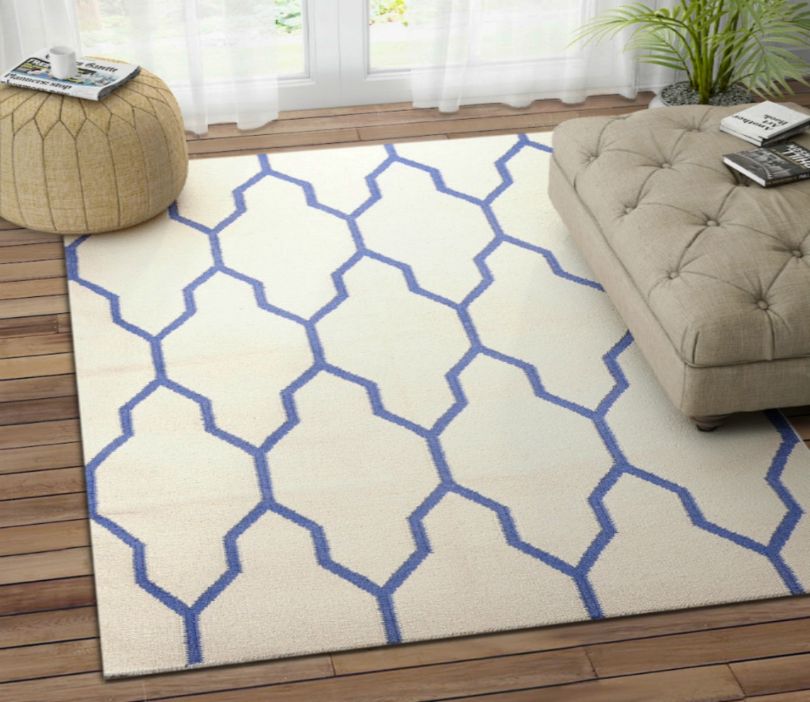 Ivory And Blue Trellis Hand Woven Dhurrie (4 X 6 Feet)