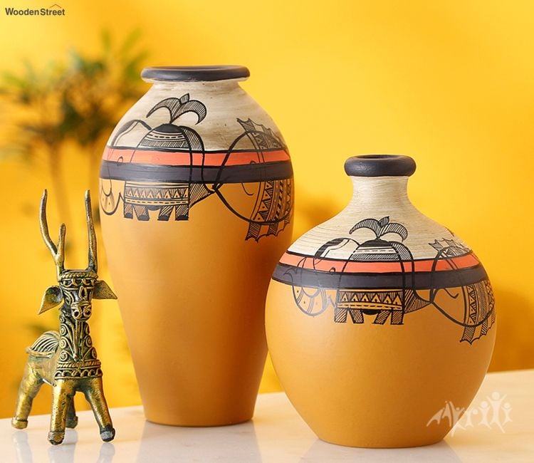 Big flower vase for living room online india